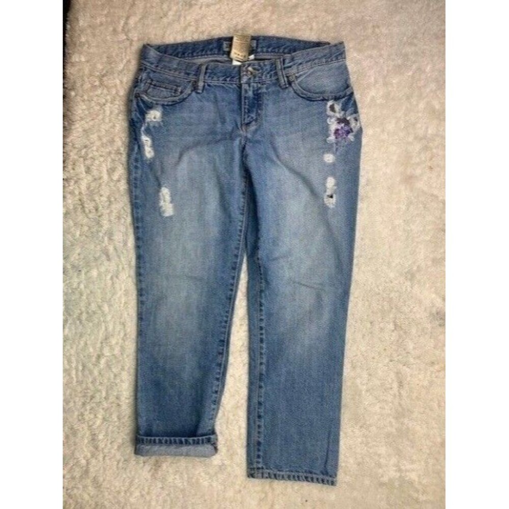 YMI Size 7 Womens Crop Capri Distressed Jeans Med Wash Low Rise